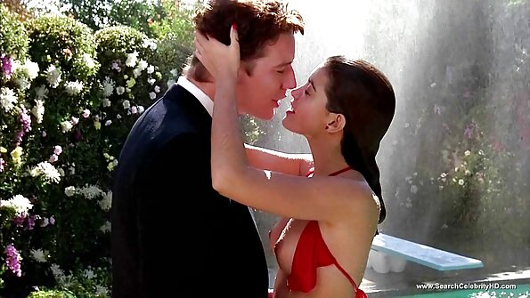 Prostituată fete care fac xxx cu pielea întunecată