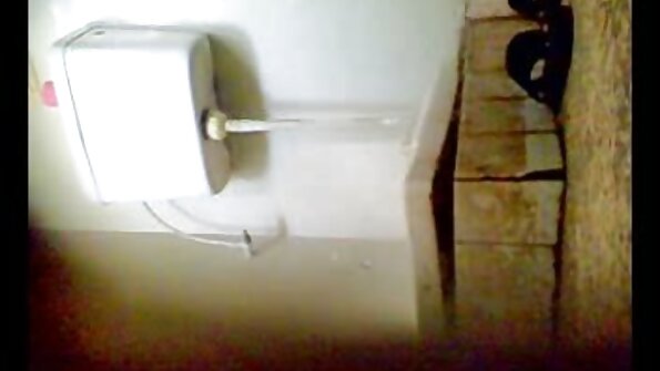 prostituată fetite dezverginate matură.