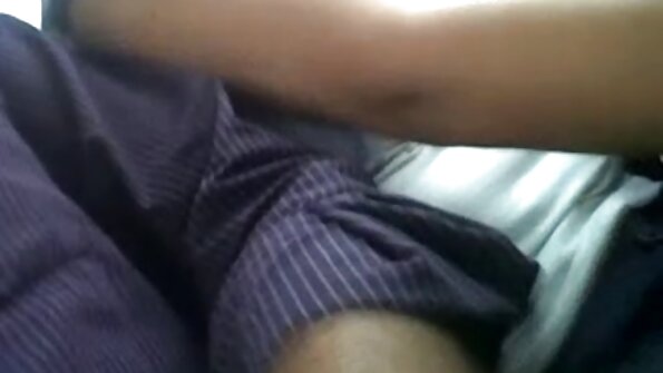 Doamnă futai cu amatori depravată.