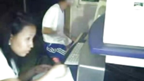 găuri rupte bruneta sexi film gratis întunecată Eva Lavia.