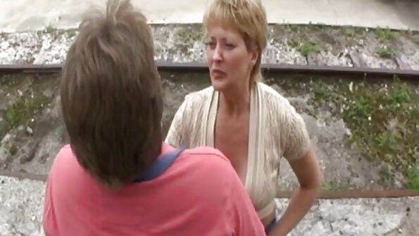 Episoade de erotică și sex. futai cu fete bune