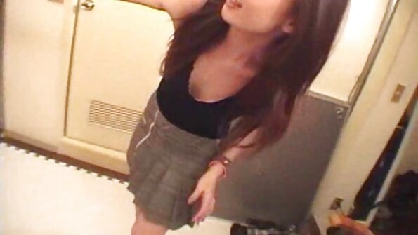 Pune un stil filme xxx grup cațeluș roșcat.