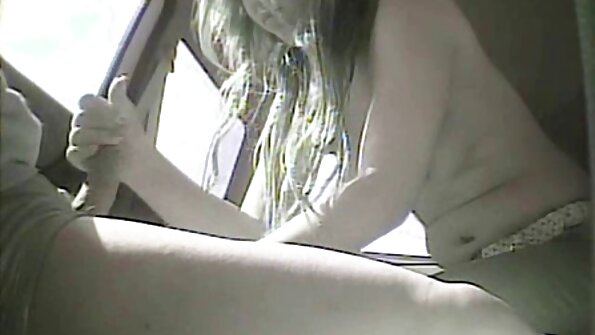 Greedy American Keisha xxx cu sexi braileanca Grey se usucă cu o majoră bogată.