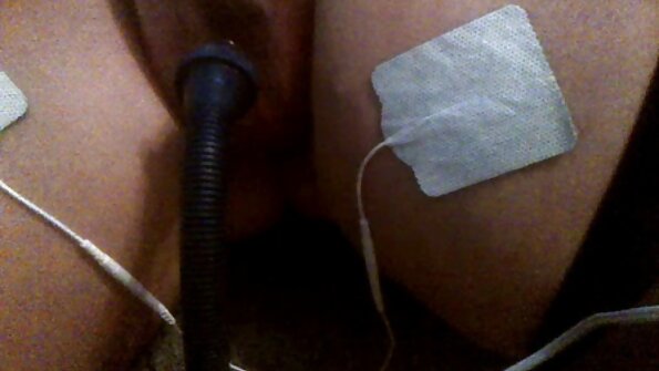 Sânii mari ai video online porno gratis mamei.