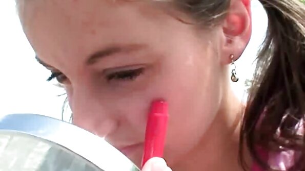 Dă femei grase xxx dracu un pui în gât.