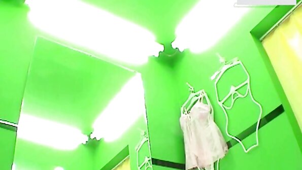 Am un super strapon. filmulete sexi gratis