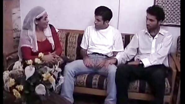 Băiat filme sexi cu grase și mamă matură.