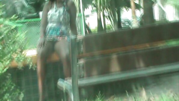 Ud de fete cu cur sexi nerăbdare.