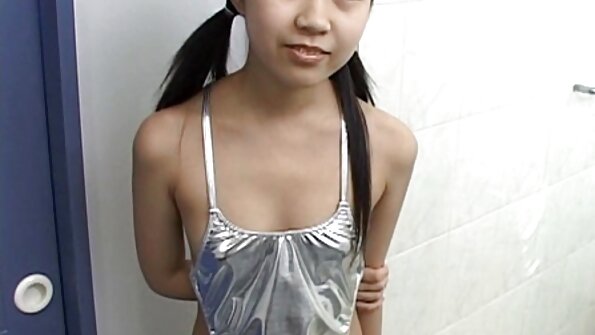 Gabi de Castello a avut multe capturări cu ucraineanul. limbi în cur