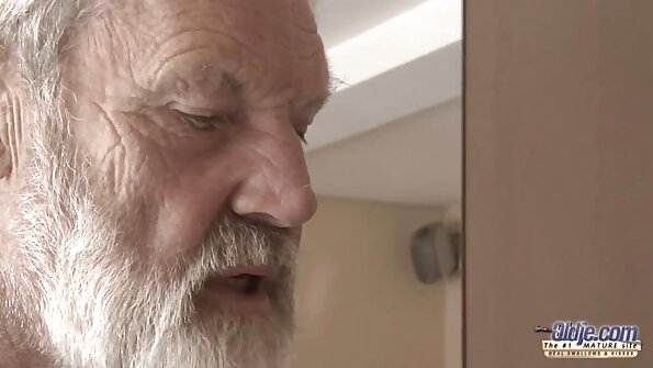 La filme porno cu femei foarte grase dracu pacientului și doctorului.