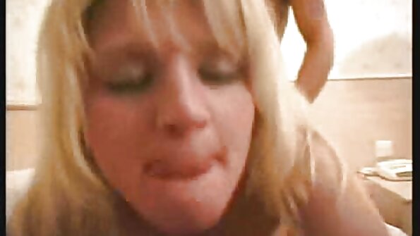 Crochetul lui Amy femei xnxx Anderson este folosit greu.