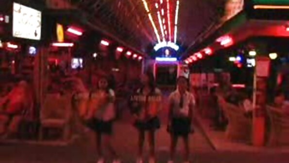 Naibii în filme sexuale online subtitrate 2014 găuri fierbinți.