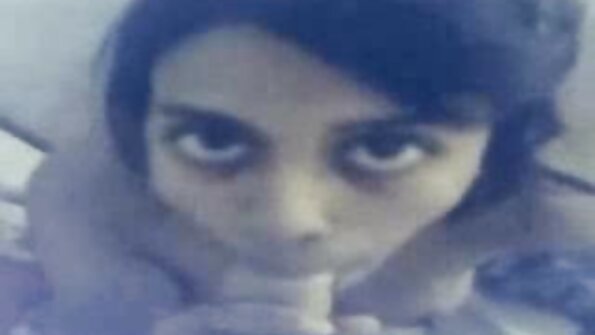 Muie fete blonde sexy la camera.