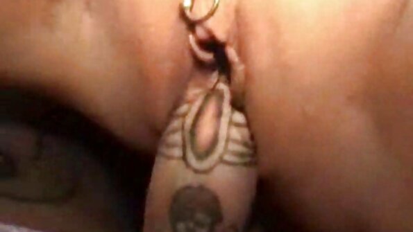 Abanos se porno cu profesoare mature masturbeaza.