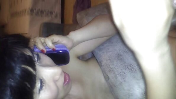 Suptul penisului a devenit un hobby pentru fete bune xxx Jenna.