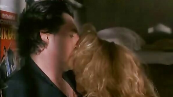 Orgie BDSM de fete masturbanduse grup.