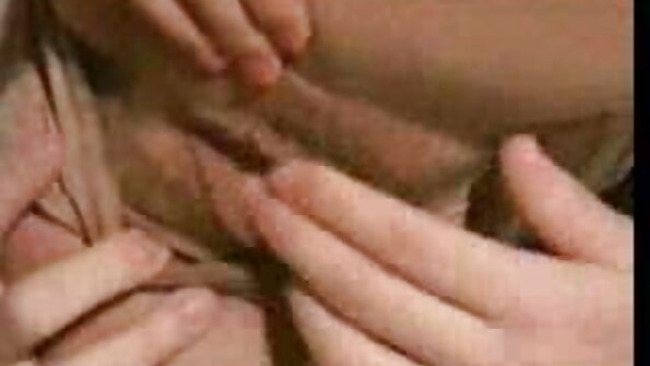 Curva busty neatentă cu dracu’ xnxx cu politiste unui negru.