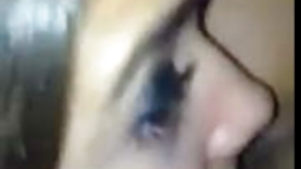 Doi băieți două femei. filme porno grup