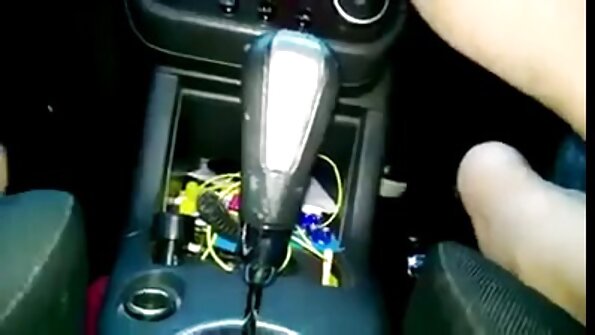 Rogue Shionee Cooper fete se masturbeaza este primul la rând pentru o dracu.