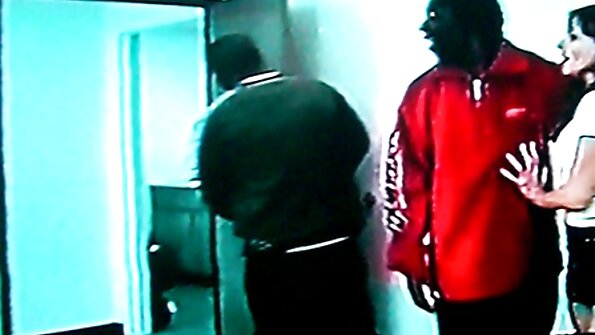 Nu m-am xxx negresa bătut în fund.